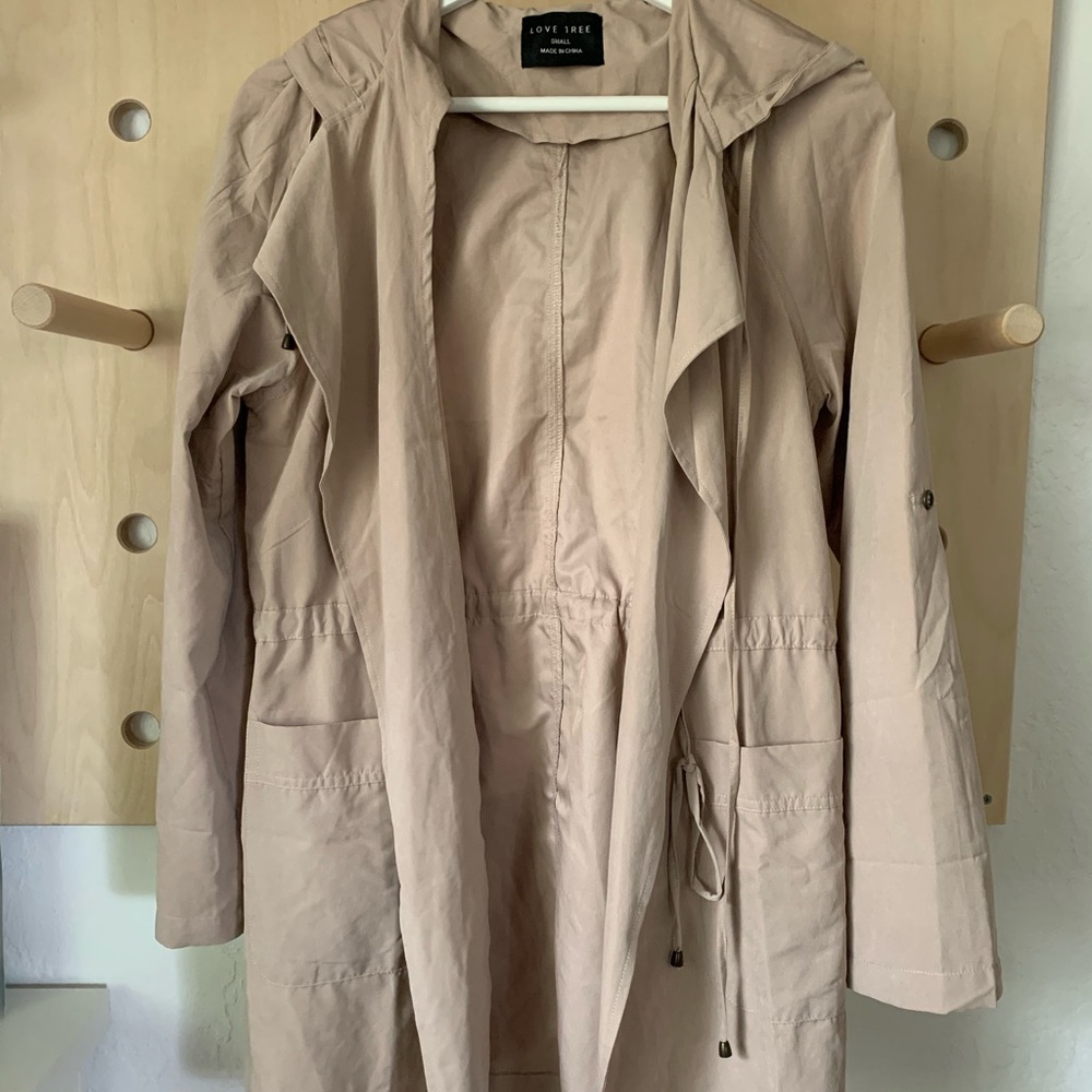 Lightweight jacket